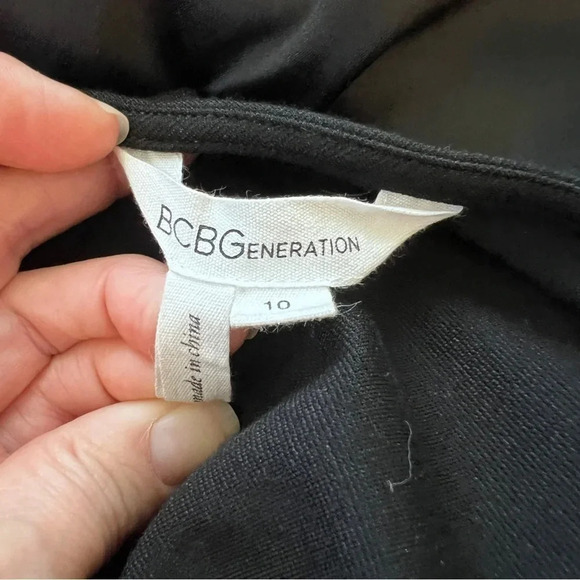BCBGeneration LBD | Long Sleeve Contrast Fabric Mini Dress w/ Pockets Size 10 - Picture 5 of 10